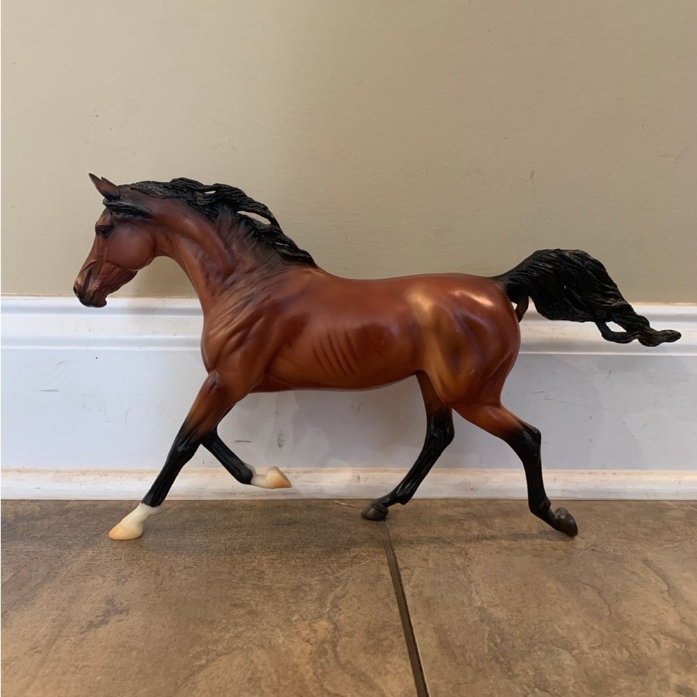LV Integrity Breyer